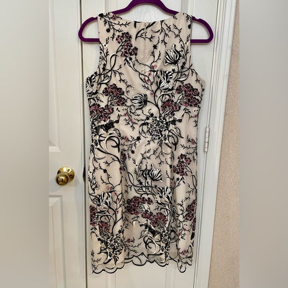 AIDAN MATTOX- NWT Sz 10 Midi, Cream Backgr. w/Hand-Embroidered Florals MSRP $275 - Picture 5 of 16